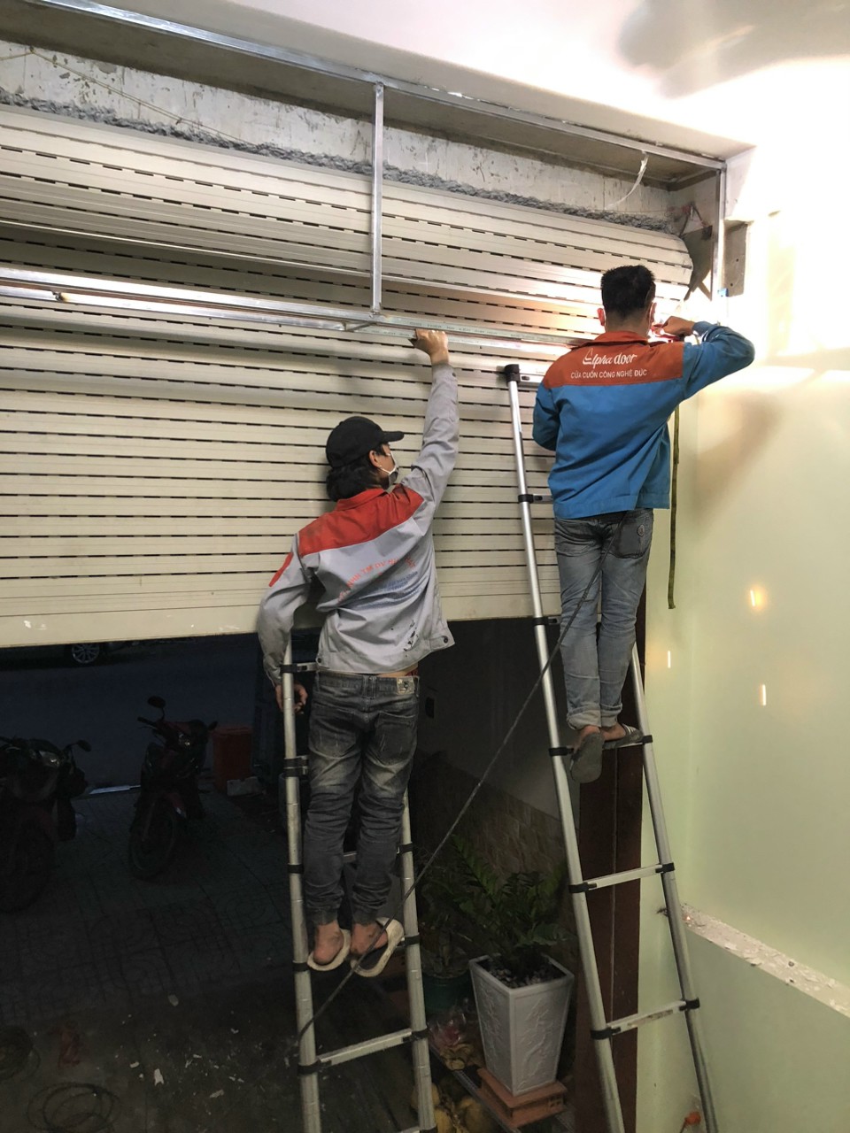 sửa cửa cuốn quận 7
