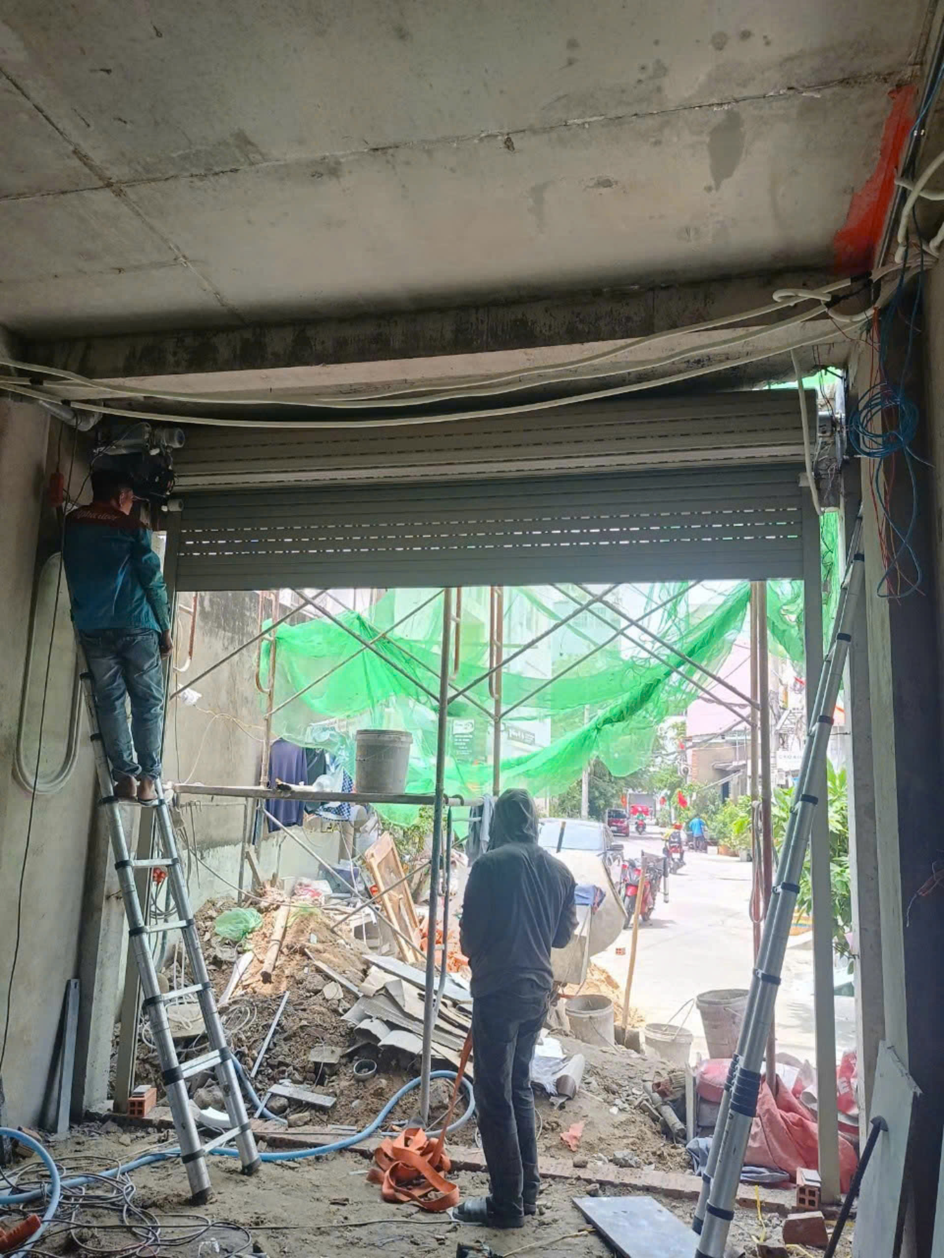 cửa cuốn Tân Phú giá rẻ