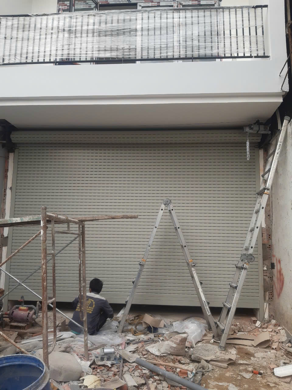 Giá cửa cuốn tại quận Tân Phú