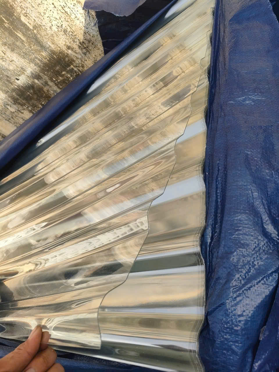 tôn lấy sáng polycarbonate tôn lấy sáng cao cấp
