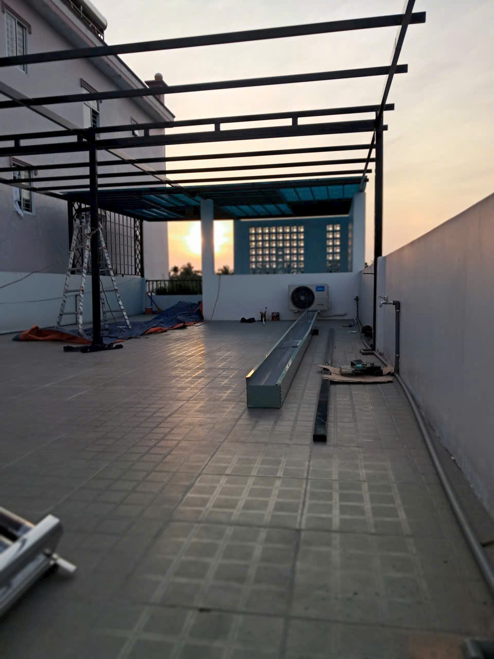 mái che polycarbonate tại sóc trăng