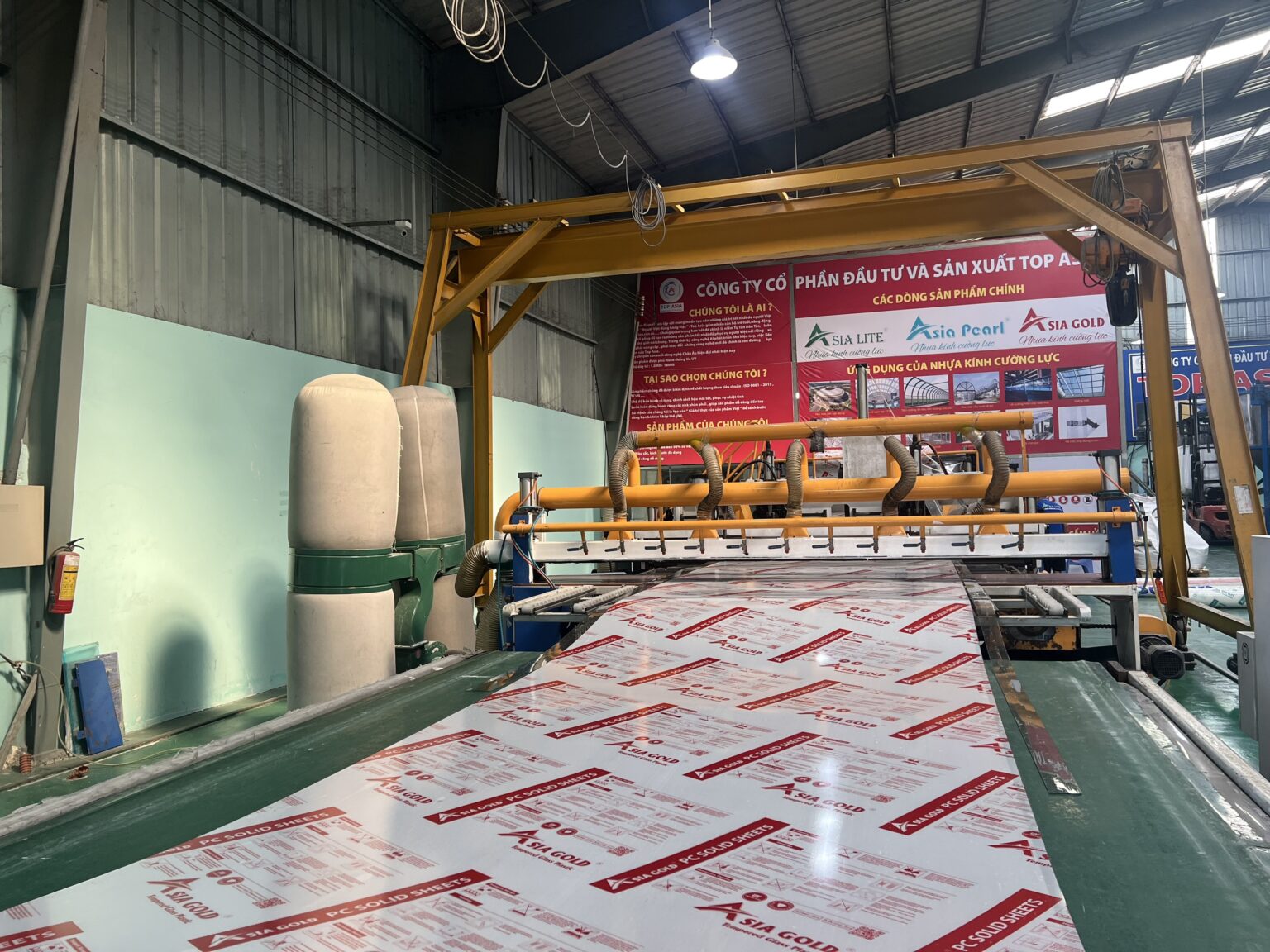 Cung Cấp Tấm Poly Đặc Tại Tây Ninh Giá Tốt Cho Đại Lý Nhà Thầu